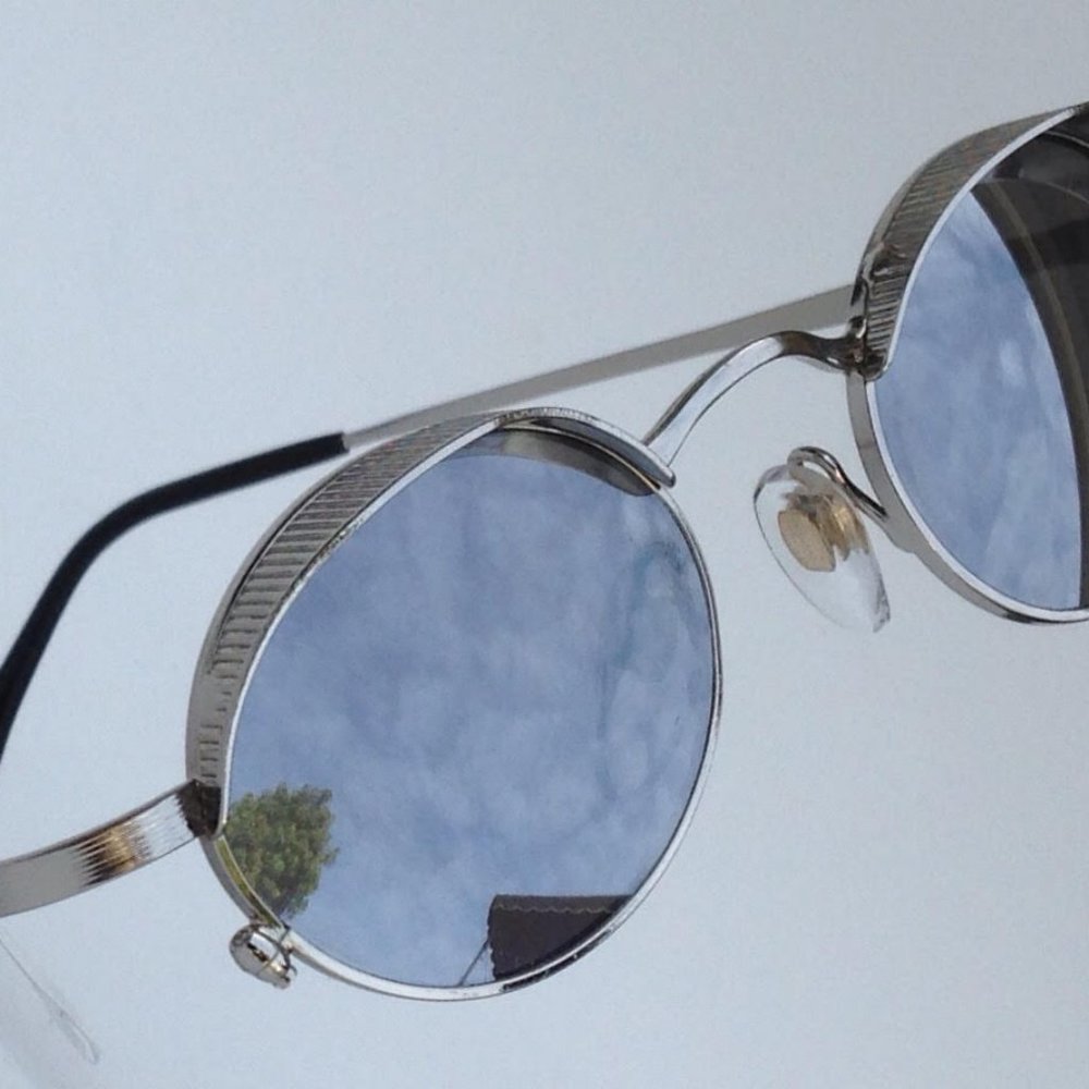 Vintage 1990's petite metal sunglass with brow